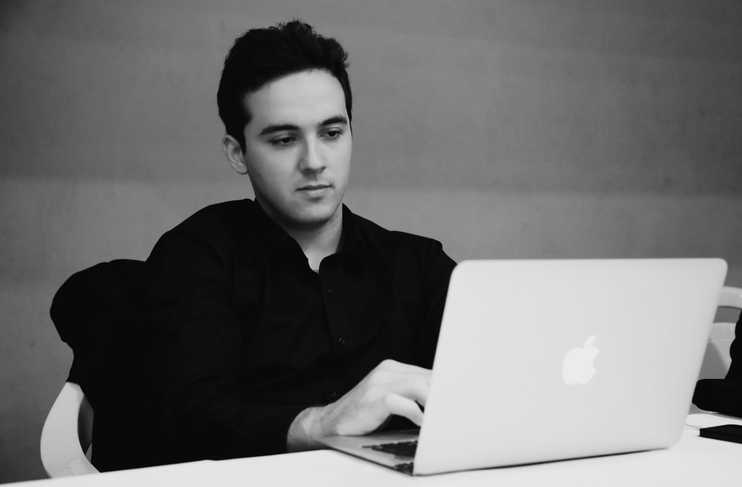 eldar gezalov-designer